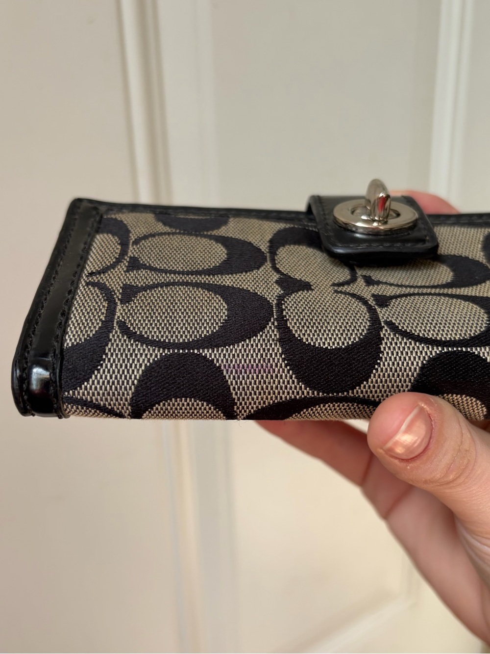 Coach Signature Slim Turnlock Wallet π - Picture 3 of 7